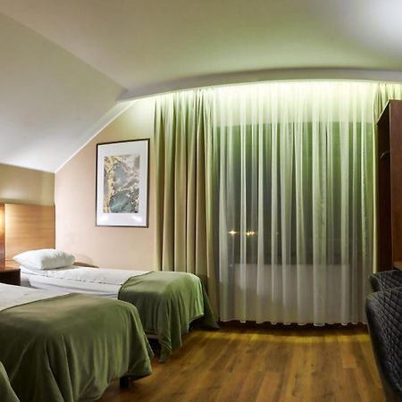 Restauracja Perla Otel Oborniki Śląskie Dış mekan fotoğraf